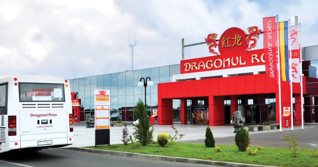 Imagine pentru articolul: Dragonul Roșu deschide un centru de vaccinare a publicului, în cadrul centrului comercial