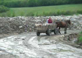 Imagine: Românii produc cele mai puține deșeuri municipale din UE, dar au munți de...