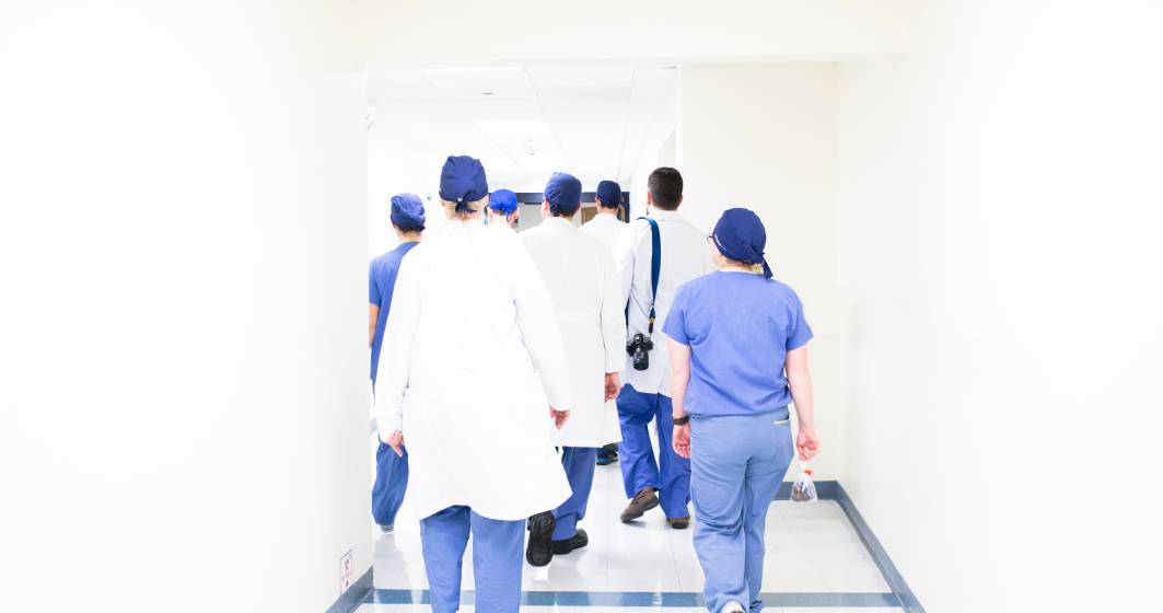 Imagine pentru articolul: Lider sindical: Din Spitalul de Urgenta Floreasca au plecat 36 de angajati in doua luni, nemultumiti de salarii