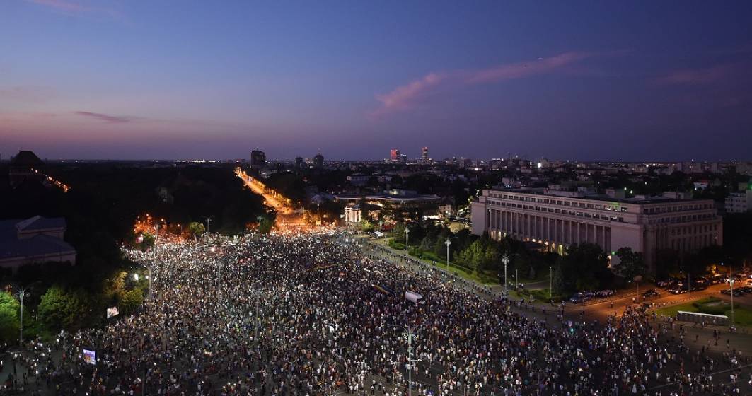 Imagine pentru articolul: Protest de amploare, sambata, in Piata Victoriei: Peste 250.000 de oameni sunt asteptati, restrictii de trafic in Capitala