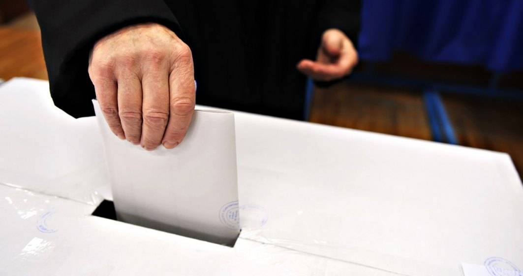 Imagine pentru articolul: Cum blocheaza PSD-ALDE organizarea unui referendum pe justitie in ziua alegerilor europarlamentare. Legea a fost adoptata si se afla la presedinte pentru promulgare