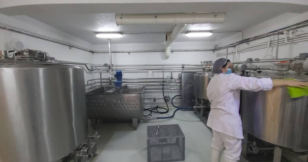 Imagine pentru articolul: FOTO REPORTAJ la o fabrică de lactate cu tradițe de peste 40 de ani