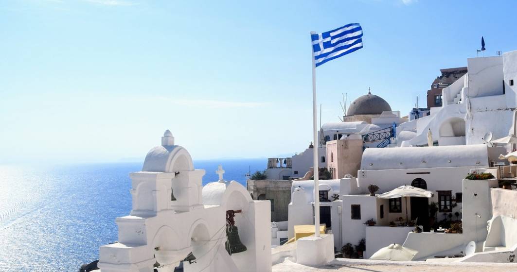 Imagine pentru articolul: Ratingul suveran al Greciei nu mai este în zona ”junk” pentru prima dată după 13 ani