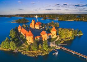 Imagine: Unde să mergi în vacanță în vara lui 2024: Lituania, o țară baltică...