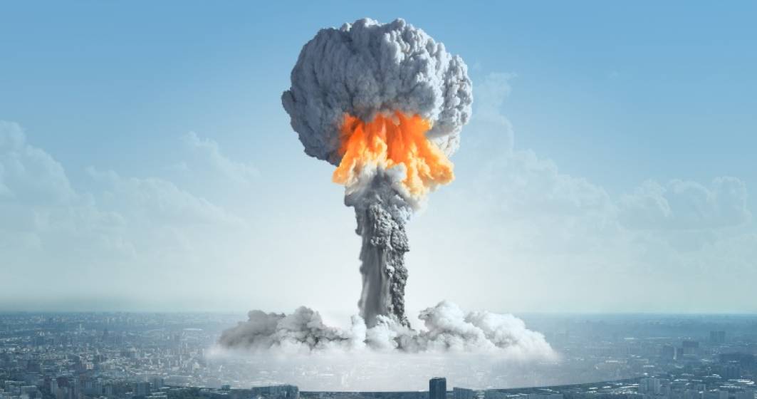 Imagine pentru articolul: SUA lanseaza cea mai mare bomba non-nucleara. Tinta: Afganistan