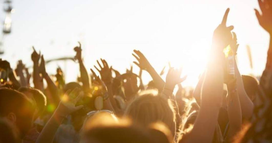 Imagine pentru articolul: Festivalul Untold - Armin Van Buuren a mixat in fata a peste 60.000 de persoane timp de patru ore