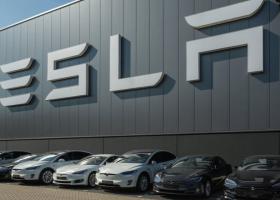 Imagine: Tesla recheamă în service peste 1,6 milioane de mașini: problemele...