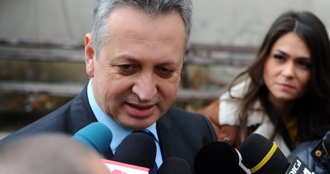 Imagine pentru articolul: Relu Fenechiu, fostul ministru al Transporturilor, va fi eliberat conditionat la 5 luni de la condamnare. Decizia este definitiva