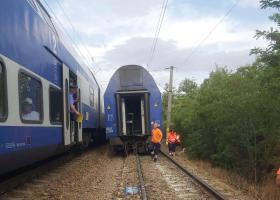 Imagine: Mai multe vagoane ale unui tren cu 200 de călători au deraiat aproape de...