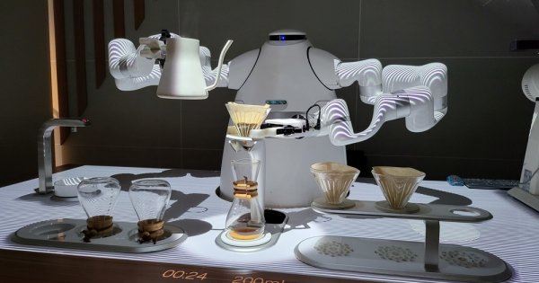Imagine pentru articolul: O nouă băutură în meniul 5 to go: rețeta de cafea a fost creată de...
