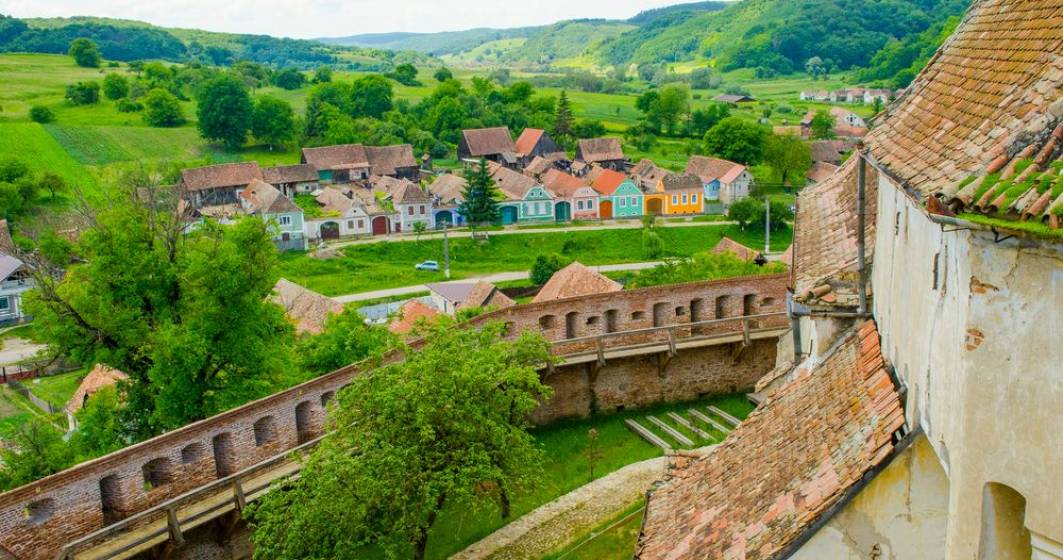 Imagine pentru articolul: Ambasada SUA investeste o jumatate de milion de dolari in restaurarea unei biserici fortificate din Sibiu