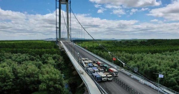 Imagine pentru articolul: Podul peste Dunăre între Brăila și Tulcea, deschis pe 6 iulie. Planul e însă...