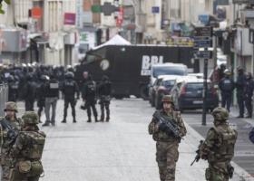 Imagine: Poliția a arestat aproape 1.000 de persoane în Franța în a patra noapte de...