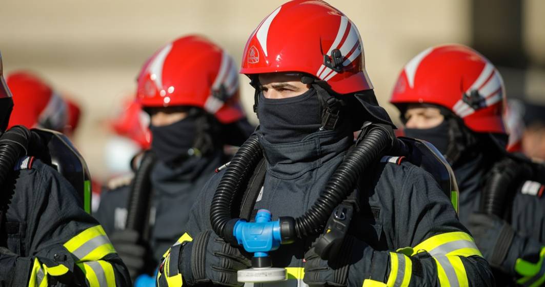 Imagine pentru articolul: Pompierii români, lăudați de localnicii din Grecia: Sunt ca niște mașini