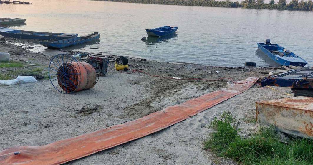 Imagine pentru articolul: Poluare uriașă pe Dunăre: 35 de tone de petrol au ajuns în fluviu, de pe o navă bulgărească