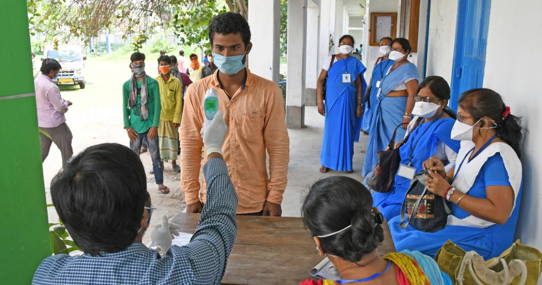 Imagine pentru articolul: Noi recorduri negative înregistrate în India: țara a depășit 21 de milioane de cazuri de coronavirus