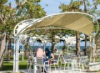 Poza 3 pentru galeria foto Cunoscutul restaurant de pe litoral Golful pescarilor deschide o nouă terasă pe plajă în urma unei investiții de 180.000 de euro