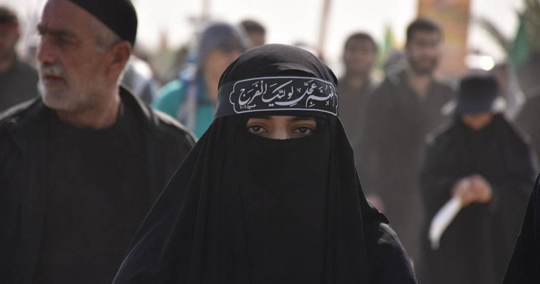 Imagine pentru articolul: Talibanii dau asigurări că femeile vor putea studia la universitate, dar nu în clase mixte