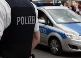 Imagine: Peste 100 milioane de dolari falși, găsiți de poliția din Germania