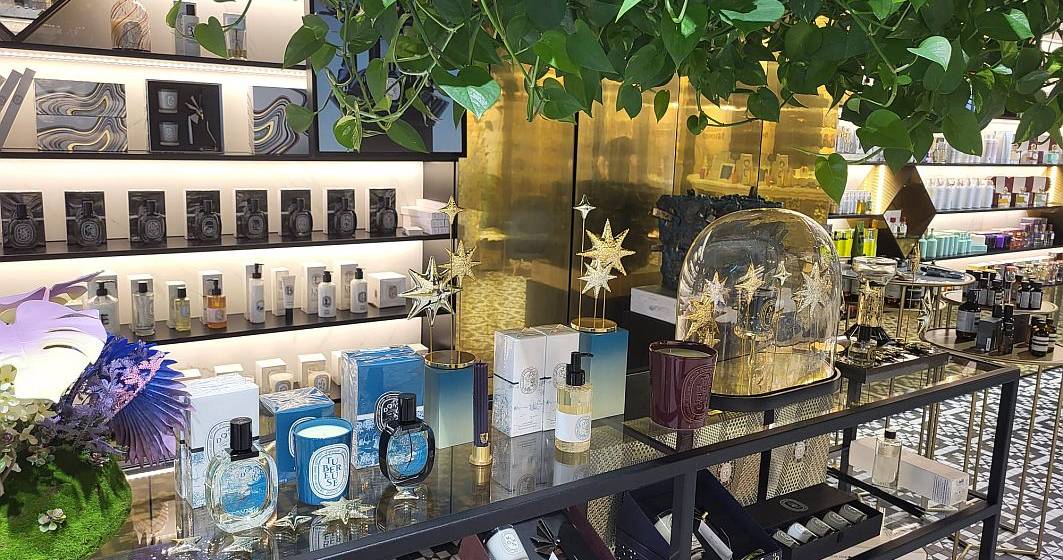 Imagine pentru articolul: Românii încep să aibă nas pentru parfumurile scumpe: vânzările lanțului de parfumerii de nișă Beautik au crescut cu 20%