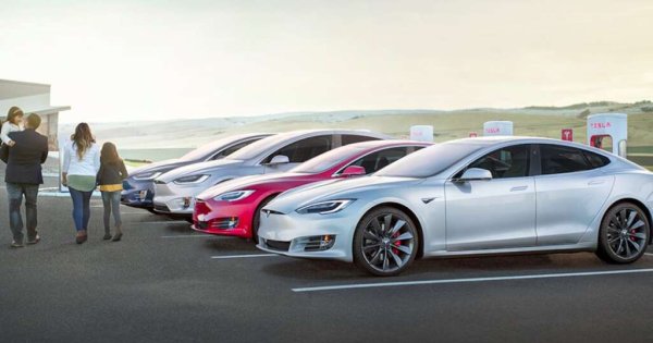 Imagine pentru articolul: Statistică: Tesla vinde mai puține mașini electrice în Europa, deși piața se...