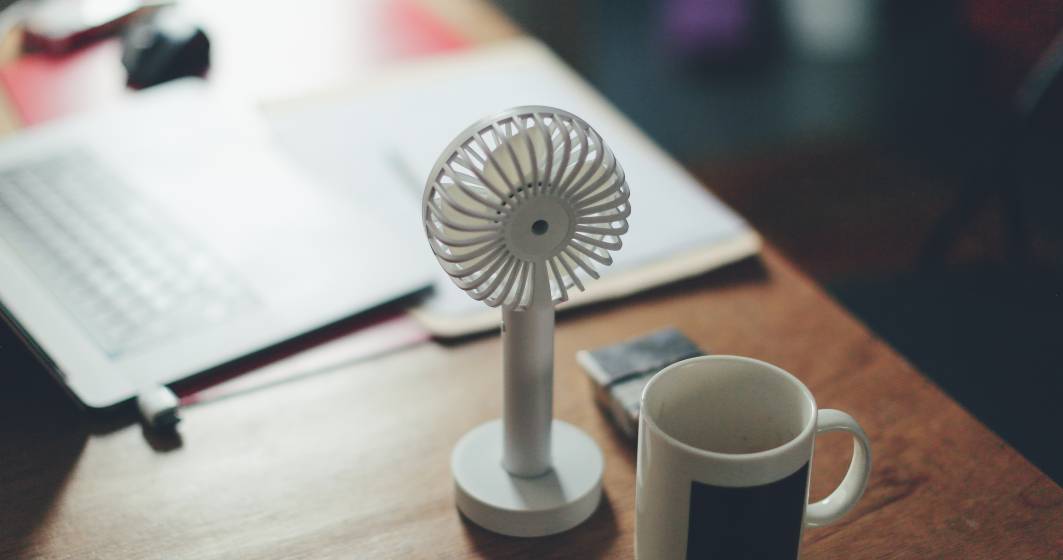 Imagine pentru articolul: Ventilatoare de birou, ca sa-ti gandesti afacerea la rece