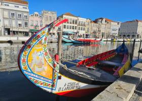 Imagine: Vacanță în Aveiro: cum să petreci o zi perfectă în "Veneția Portugaliei"