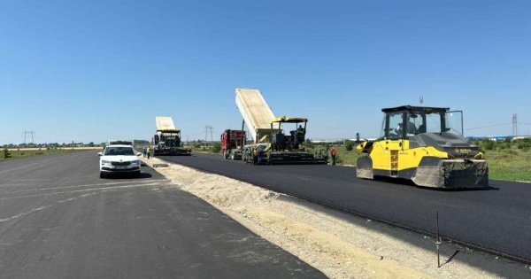 Imagine pentru articolul: Amânări la autostrada A0 Sud: Noul termen pentru lotul 3 este la sfârșitul...