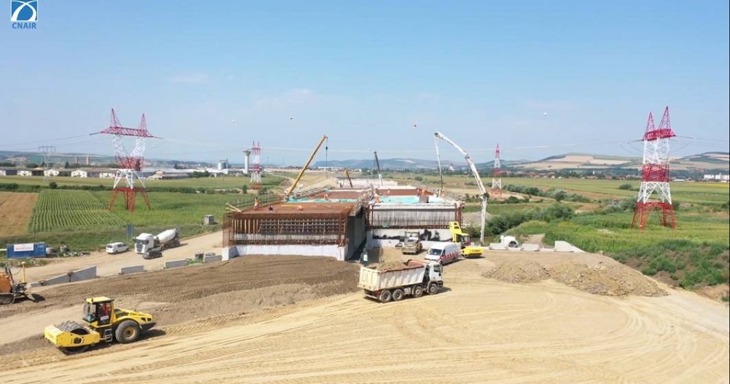 Imagine pentru articolul: Drulă promite că drumul dintre Târgul Mureș și aeroport va fi gata la sfârșitul anului