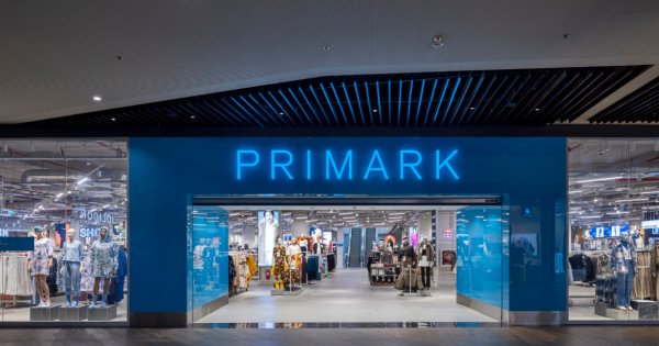 Imagine pentru articolul: Primark deschide în această vară noul magazin din România. Unde va fi și care...