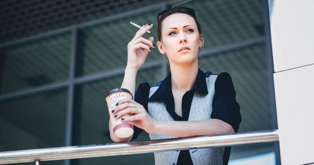 Imagine pentru articolul: Principalul adversar al Comisiei Europene au devenit stick-urile de fumat fără tutun
