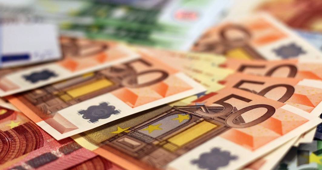 Imagine pentru articolul: Românii susțin trecerea la euro: 75% dintre cetățeni vor introducerea monedei