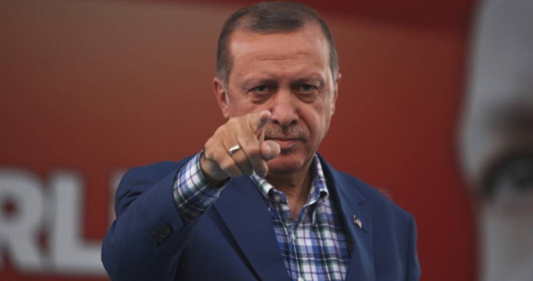 Imagine pentru articolul: Recep Tayyip Erdogan ameninta sa "smulga capul tradatorilor" la un an de la puciul esuat