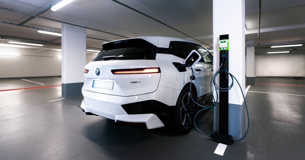 Imagine pentru articolul: BMW investeşte în HeyCharge, companie care dezvoltă încărcarea EV fără conexiune la internet