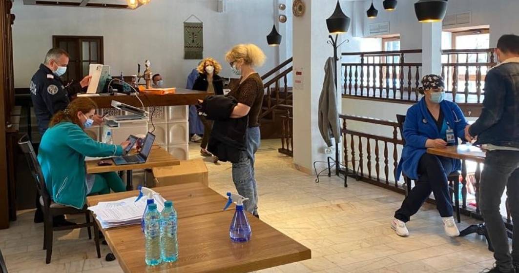 Imagine pentru articolul: Angajații din domeniul restaurantelor și hotelier sunt vaccinați la Hanul lui Manuc