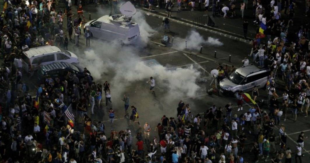 Imagine pentru articolul: The Guardian: Uniunea Europeana, chemata sa intervina dupa protestele violente din Romania