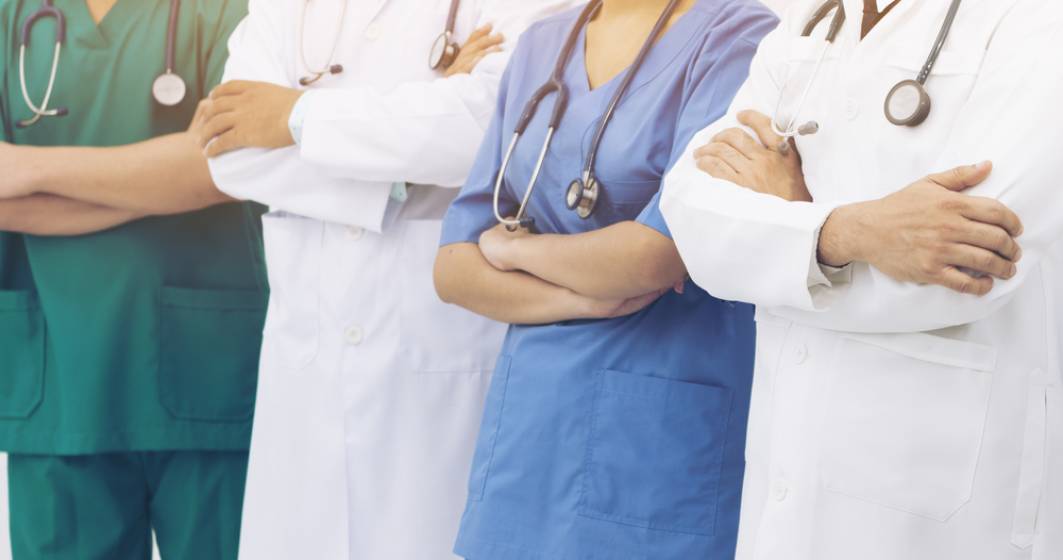 Imagine pentru articolul: Peste 500 de medici canadieni protesteaza, spun ca au salarii prea mari