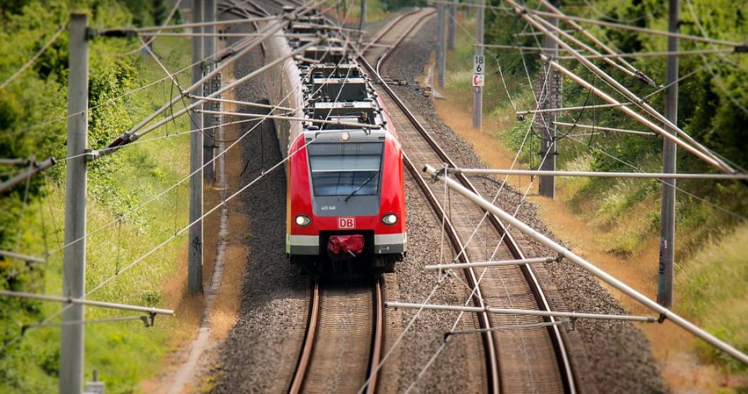 Imagine pentru articolul: Un posibil atentat islamist in sudul Germaniei: Un azilant afgan in varsta de 17 a atacat mai multe persoane intr-un tren
