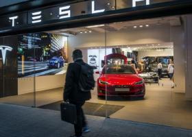 Imagine: Vânzările de mașini electrice au încetinit: Exxon depășește Tesla ca valoare