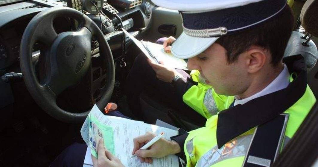 Imagine pentru articolul: Politisti si instructori auto din Giurgiu, audiati la DNA pentru obtinere de permise in mod fraudulos