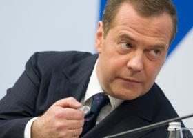Imagine: Dmitri Medvedev amenință din nou: Intrarea Ucrainei în NATO înseamnă al...