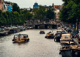 Imagine: Amsterdam interzice navele de croazieră pentru a reduce supraturismul