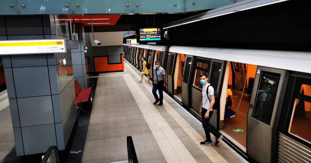 Imagine pentru articolul: Noi măsuri pentru prevenirea răspândirii COVID la metrou. Ce a stabilit Metrorex