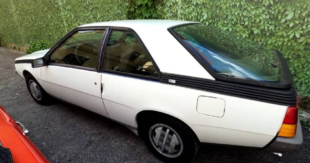 Imagine pentru articolul: Maşina Zoiei Ceauşescu a fost vândută la licitaţie pentru 20.000 de euro