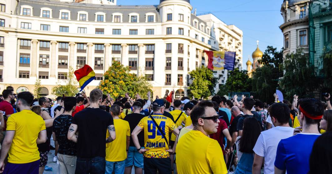 Imagine pentru articolul: GALERIE FOTO | Românii au ieșit în stradă să sărbătorească victoria Tricolorilor împotriva Ucrainei