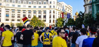 GALERIE FOTO | Românii au ieșit în stradă să sărbătorească victoria...