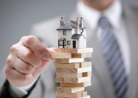 Imagine: Investițiile în imobiliare au scăzut cu peste 40% în prima jumătate a anului....