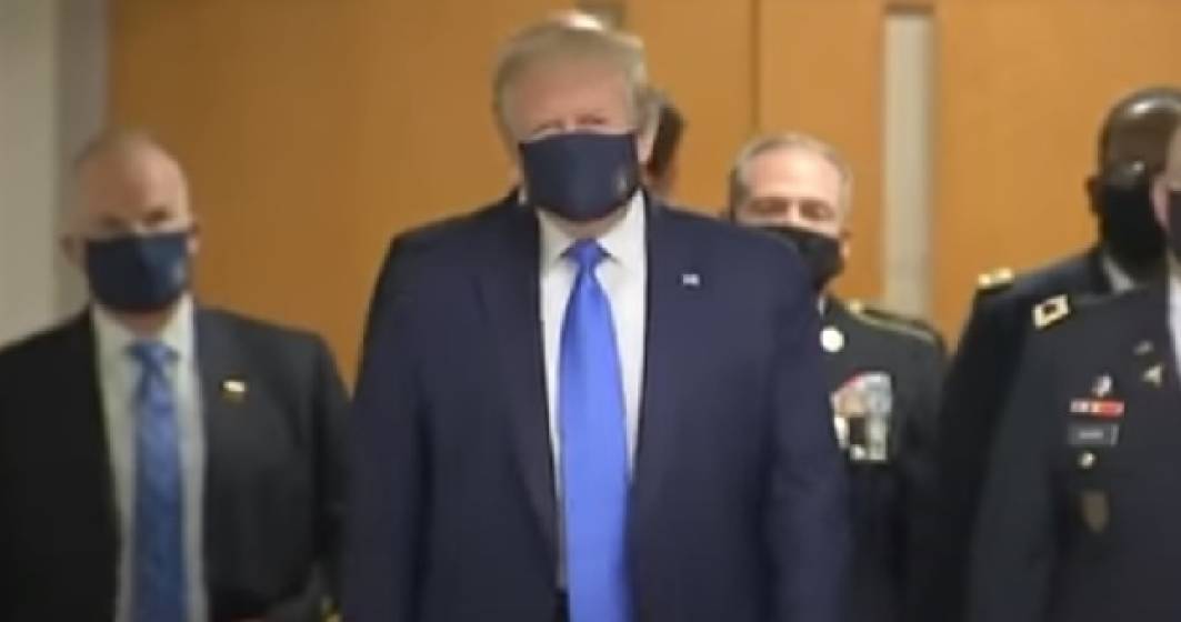 Imagine pentru articolul: Donald Trump poartă în premieră mască în public, în vizită la militari americani răniţi pe front - VIDEO
