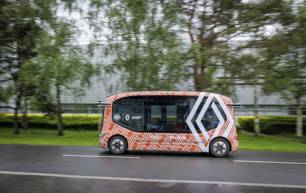GALERIE FOTO | Renault dă răspunsul în dezbaterea pe mașini autonome: Vehiculele fără șofer sunt perfecte pentru transportul public