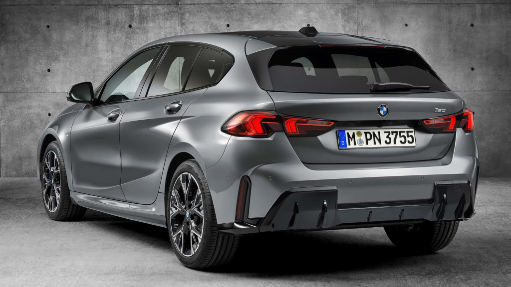 GALERIE FOTO | BMW își împrospătează cel mai popular model. De ce abandonează bavarezii cutia manuală și pe Seria 1